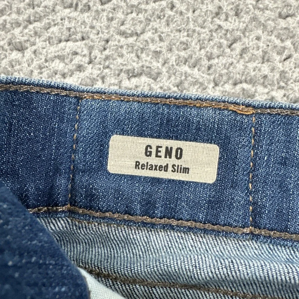 True Religion Geno Relaxed Slim Jeans Men 34 Blue Stretch Whisker Fade USA Made